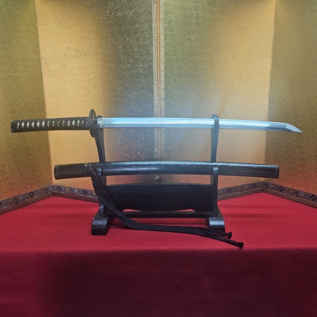 02-3226　肥前国河内守正廣Hizenkoku-kawauchi-no-kami-masahiro　天明元年二月日（February1781）　脇差 wakizashi