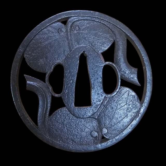 03-552　葵葉図　越前記内　鍔